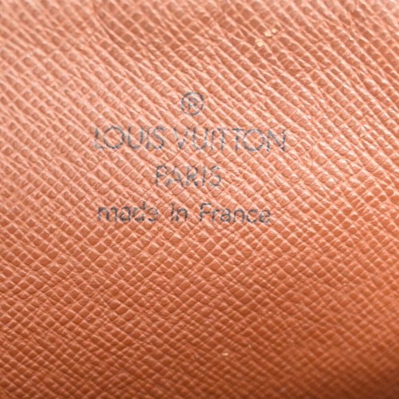 LOUIS VUITTON Amazon Crossbody Shoulder Bag Monogram Leather - Picture 4 of 16